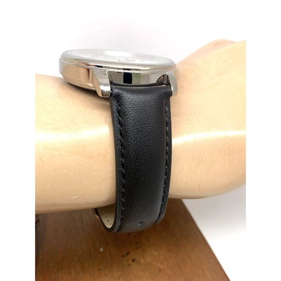 Timex Men's Watch TW2V21200 Quartz Indiglo White Dial Black Leather Band 43mm - Picture 13 of 15